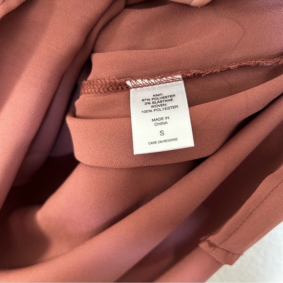 Soho Jeans Mauve Knit Women's Sleeveless Crochet 2 Layer Top - Picture 3 of 7